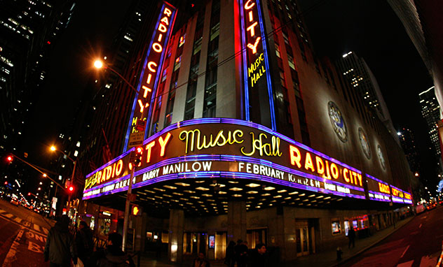 radio-city-music-hall-new-york-th